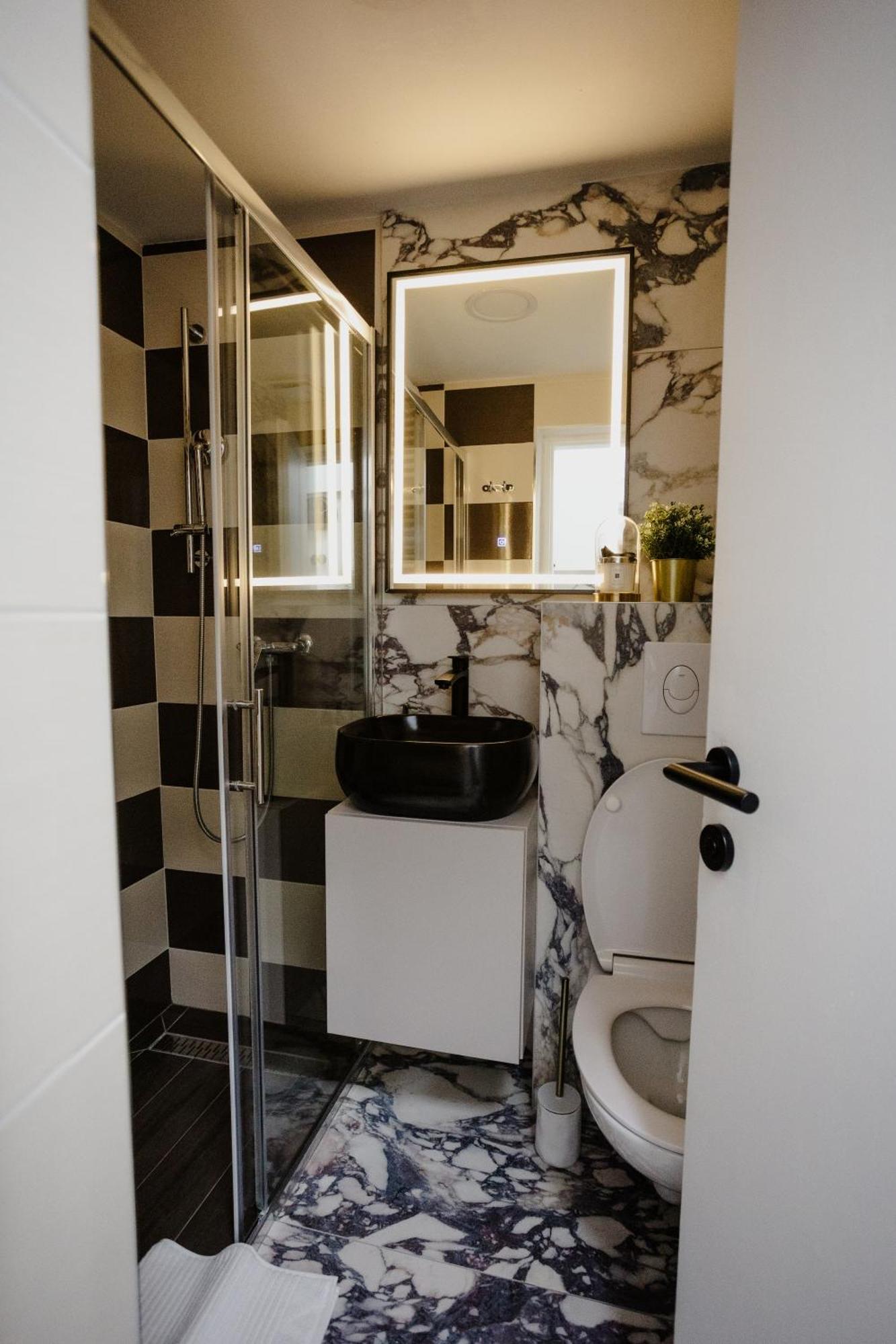Amore Luxury Apartment ซาเกร็บ ภายนอก รูปภาพ